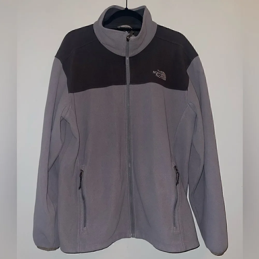 The North Face Men’s Zip Up Jacket Size XL
